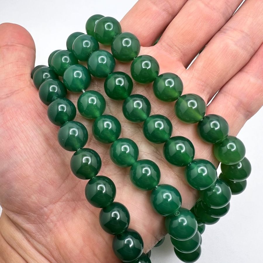 10mm Smooth Round, Jade Green Agate Beads (16 Strand)